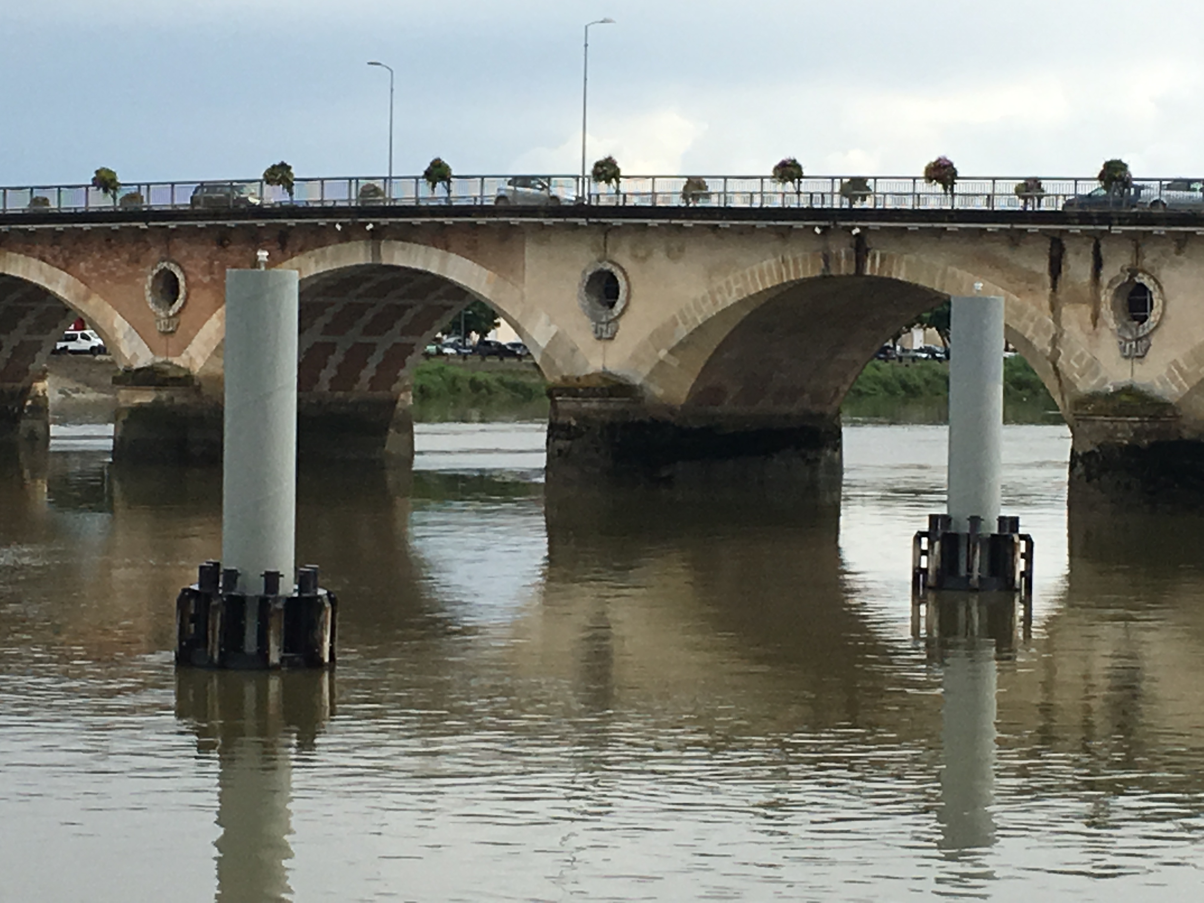 BOLLARDS FLOTTANTS